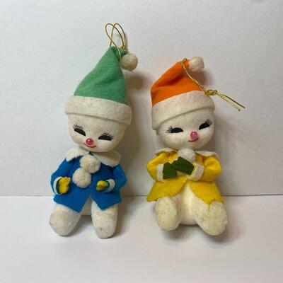 Lot 341: Vintage Japan Holiday Snowmen, Knee-hugger Elf in Shoe and More