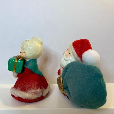 Lot 343: Josef Originals Vintage Christmas
