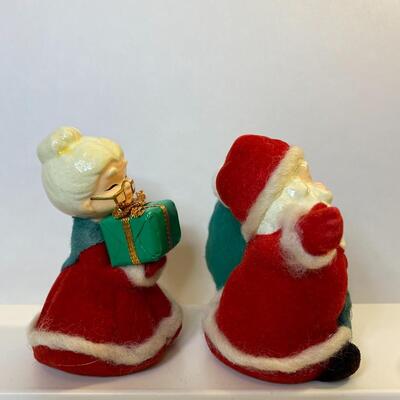 Lot 343: Josef Originals Vintage Christmas