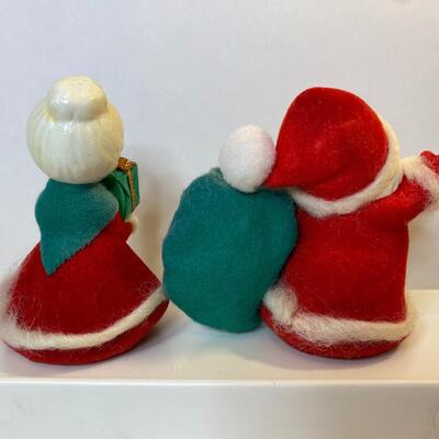 Lot 343: Josef Originals Vintage Christmas
