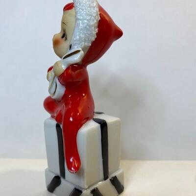 Lot 344: Vintage Christmas Lefton Elf and more