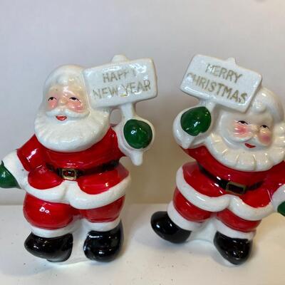 Lot 347: Vintage Christmas: Japan Salt & Pepper (Happy New Year, Merry Christmas & More)
