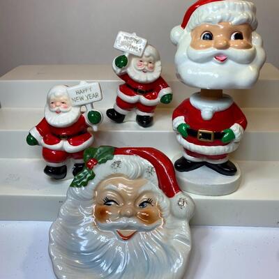Lot 347: Vintage Christmas: Japan Salt & Pepper (Happy New Year, Merry Christmas & More)