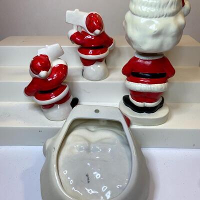 Lot 347: Vintage Christmas: Japan Salt & Pepper (Happy New Year, Merry Christmas & More)