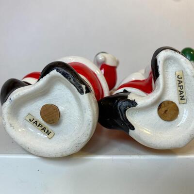 Lot 347: Vintage Christmas: Japan Salt & Pepper (Happy New Year, Merry Christmas & More)