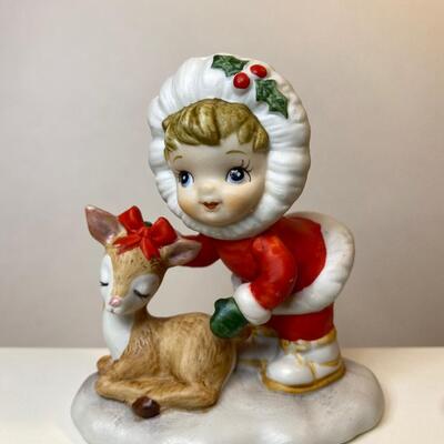 Lot 348: Vintage Lefton Christmas Figurines