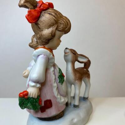Lot 348: Vintage Lefton Christmas Figurines