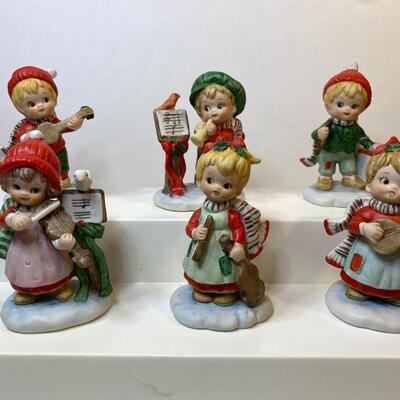 Lot 349: Vintage Lefton Hand-Painted Holiday Figurines