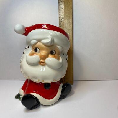 Lot 383: Vintage Santa Vase