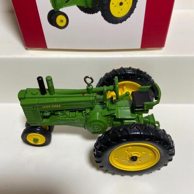 Lot 416: Hallmark 1970 Chevy Monte Carlo SS and John Deere Model A Tractor
