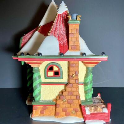 Lot 407: Dept 56 'Santa's Visitors Center