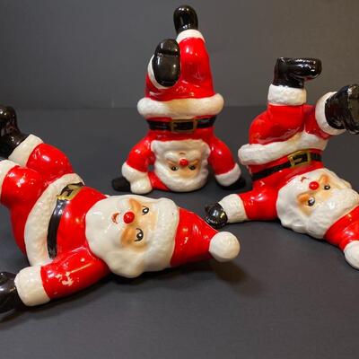 Lot 391: Vintage Fitz & Floyd "Silly" Santa's
