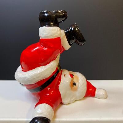 Lot 391: Vintage Fitz & Floyd "Silly" Santa's