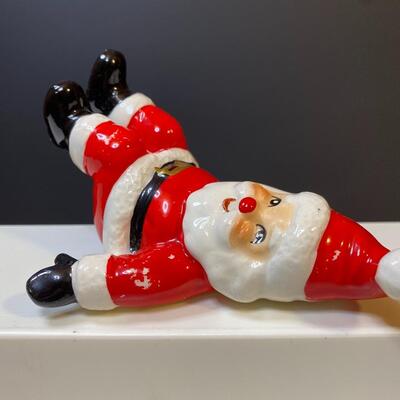 Lot 391: Vintage Fitz & Floyd "Silly" Santa's