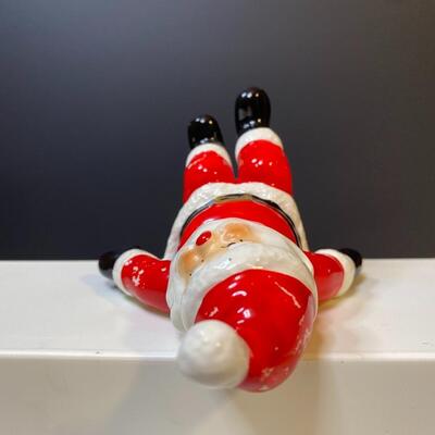 Lot 391: Vintage Fitz & Floyd "Silly" Santa's