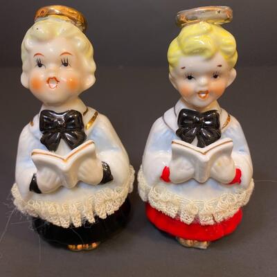 Lot 392: Vintage Christmas Choir Angels