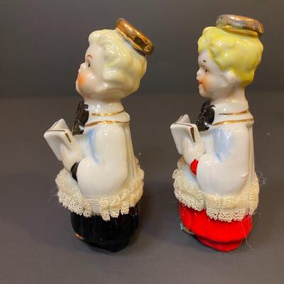 Lot 392: Vintage Christmas Choir Angels