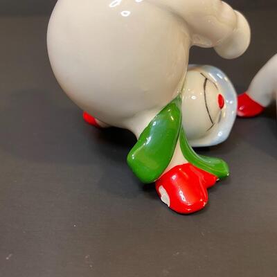 Lot 393: Vintage Fitz and Floyd "Silly" Snowmen