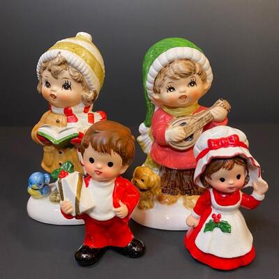 Lot 394: Napcoware Vintage Christmas