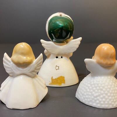 Lot 396: Vintage Christmas Angels (Lefton, Japan, and More)