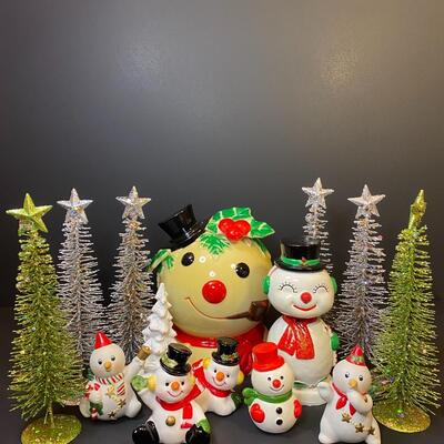 Lot 398: Vintage Snowman Bank and More