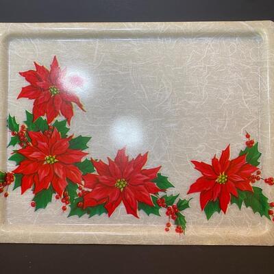 Lot 477: Vintage Japan Christmas Table: Salt/Pepper Sets, Candle Huggers & Holders, Napkin Rings