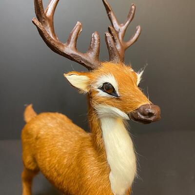 Lot 478: Christmas Decor: Furry Reindeer & Burlap Evergreens