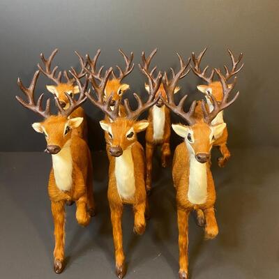 Lot 478: Christmas Decor: Furry Reindeer & Burlap Evergreens