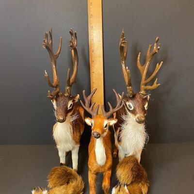 Lot 479: Furry Decor Animals