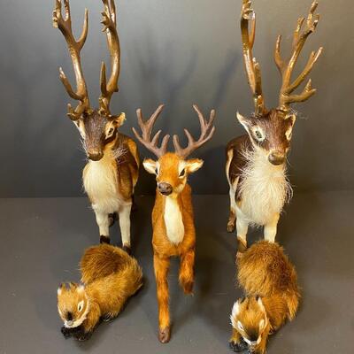 Lot 479: Furry Decor Animals