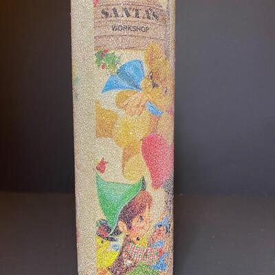 Lot 480: Vintage Christmas
