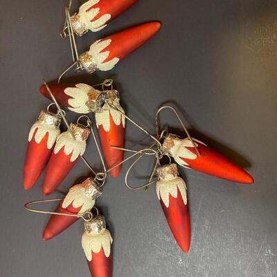 Lot 480: Vintage Christmas