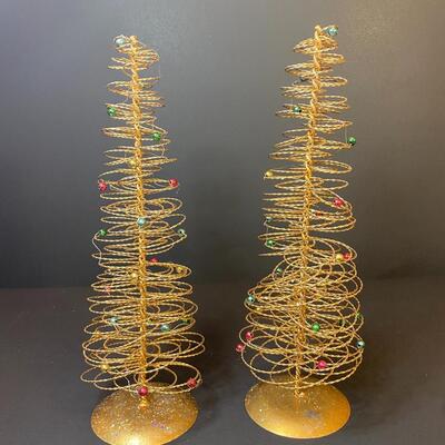 Lot 481: Vintage Christmas: Department 56 & Gnomes