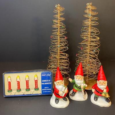 Lot 481: Vintage Christmas: Department 56 & Gnomes
