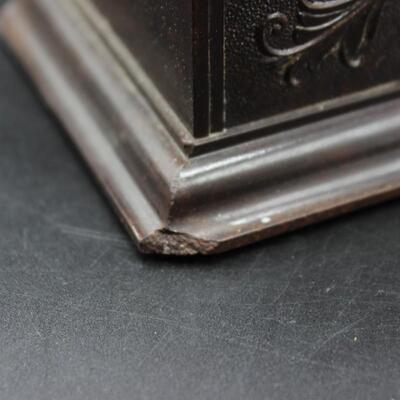 Retro Lincoln Bakelite Electric Battery Operated Mantle Cathedral Clock