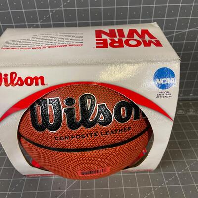 Wilson NCAA Official Basket Ball NEW 