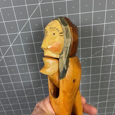 OLD WOMAN Nutcracker