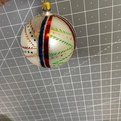 (4) RADKO large 3"  Round Leaves, Flower, Holly and Garland 