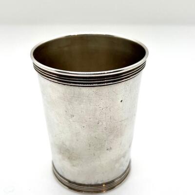 LOT 18 - Sterling Silver Cup - 122 Grams - Ince / Probert Estate