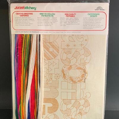 Lot 448: New Sunset Stitchery Beginners Kits (Great Gift!)