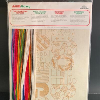 Lot 448: New Sunset Stitchery Beginners Kits (Great Gift!)