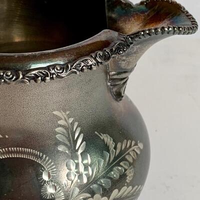 Lot 496: Vintage Ornate Forbes Silver Co. & Barbour Silver Co. Tea Set
