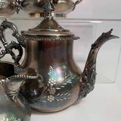 Lot 496: Vintage Ornate Forbes Silver Co. & Barbour Silver Co. Tea Set