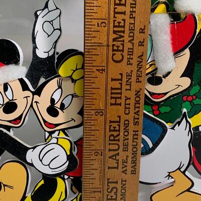 Lot 497: Vintage Disney Lunchbox & Ornaments