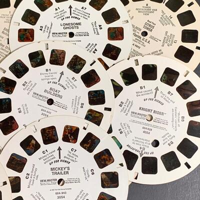 Lot 498: Vintage Sawyer View Master, Reels and More