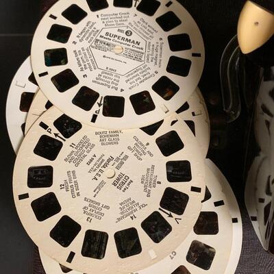 Lot 498: Vintage Sawyer View Master, Reels and More