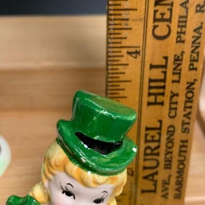 Lot 197: Vintage Lefton, Irish Figurines, and Trinket Box