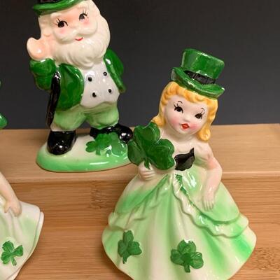 Lot 197: Vintage Lefton, Irish Figurines, and Trinket Box