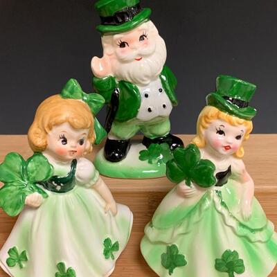 Lot 197: Vintage Lefton, Irish Figurines, and Trinket Box