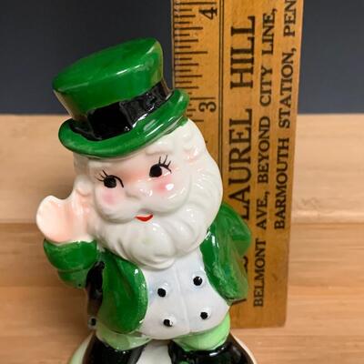 Lot 197: Vintage Lefton, Irish Figurines, and Trinket Box